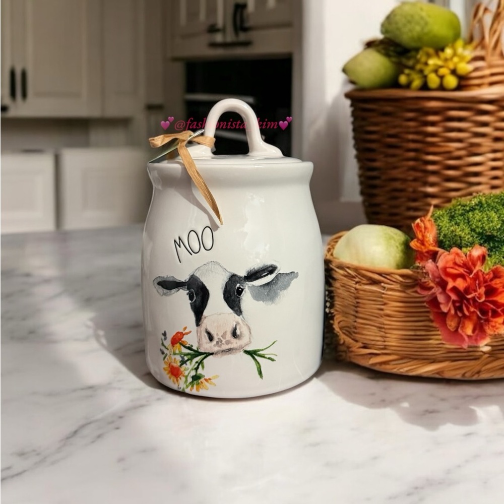 Rae Dunn MOO Cow Design Ceramic canister food jar NWT